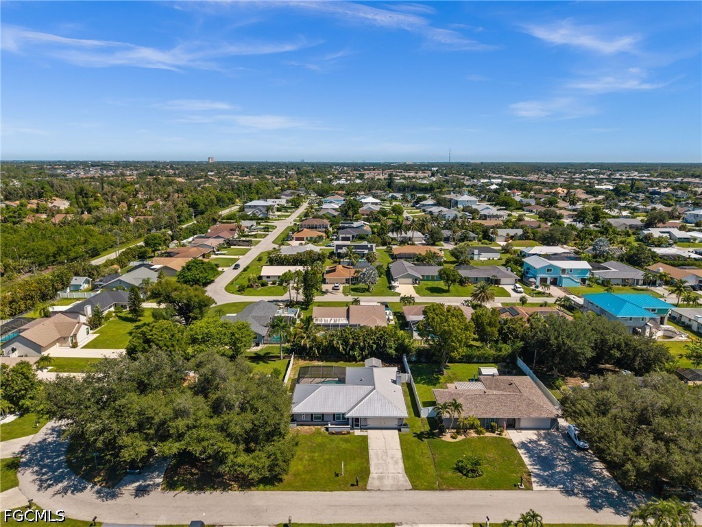 3 Bed Pool Home for Sale in Fort Myers, photo 34