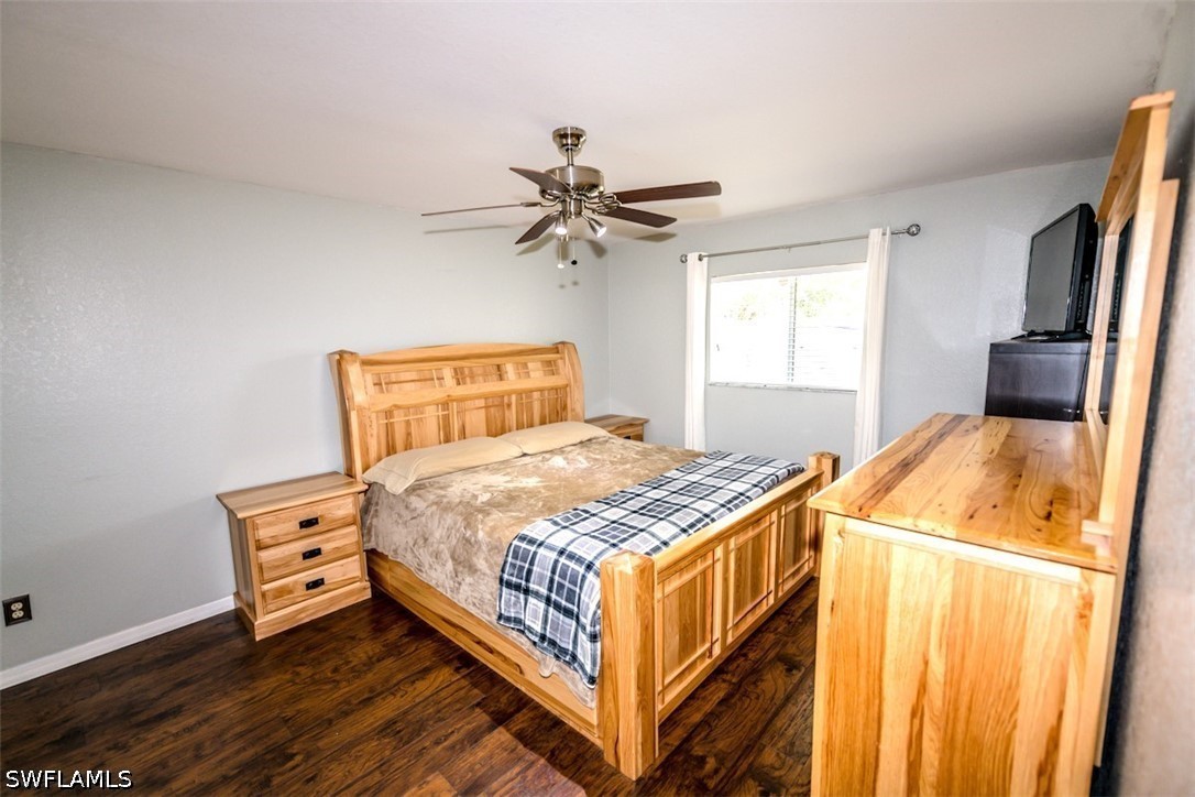 4 Bed SingleFamilyResidence for Sale in Cape Coral, photo 34
