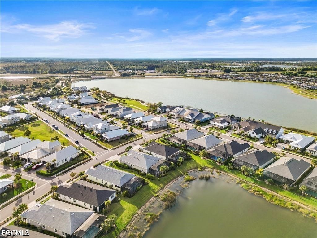 5 Bed SingleFamilyResidence for Sale in Lake Timber, photo 34