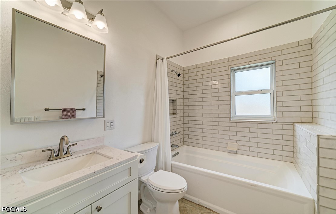 3 Bed Waterfront Home for Sale in Englewood, photo 34