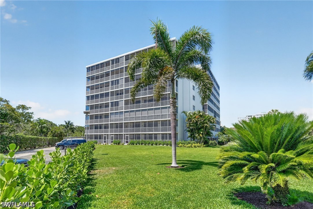 2 Bed Pool Home for Sale in Vanderbilt Towers, photo 34