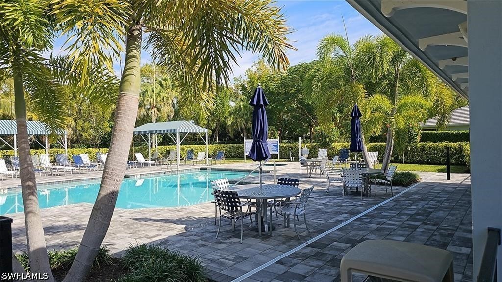 3 Bed Attached for Sale in Naples, photo 34