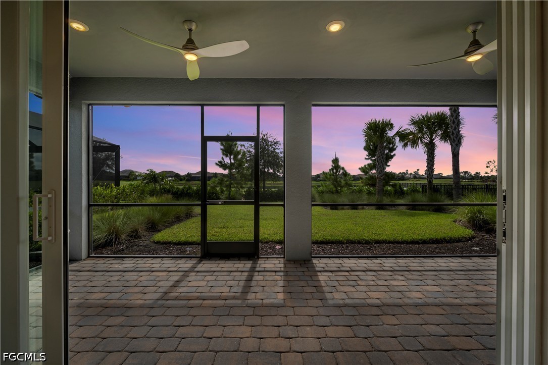 3 Bed SingleFamilyResidence for Sale in Northridge, photo 34