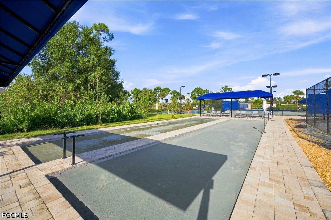 3 Bed Pool Home for Sale in Somerset, photo 34