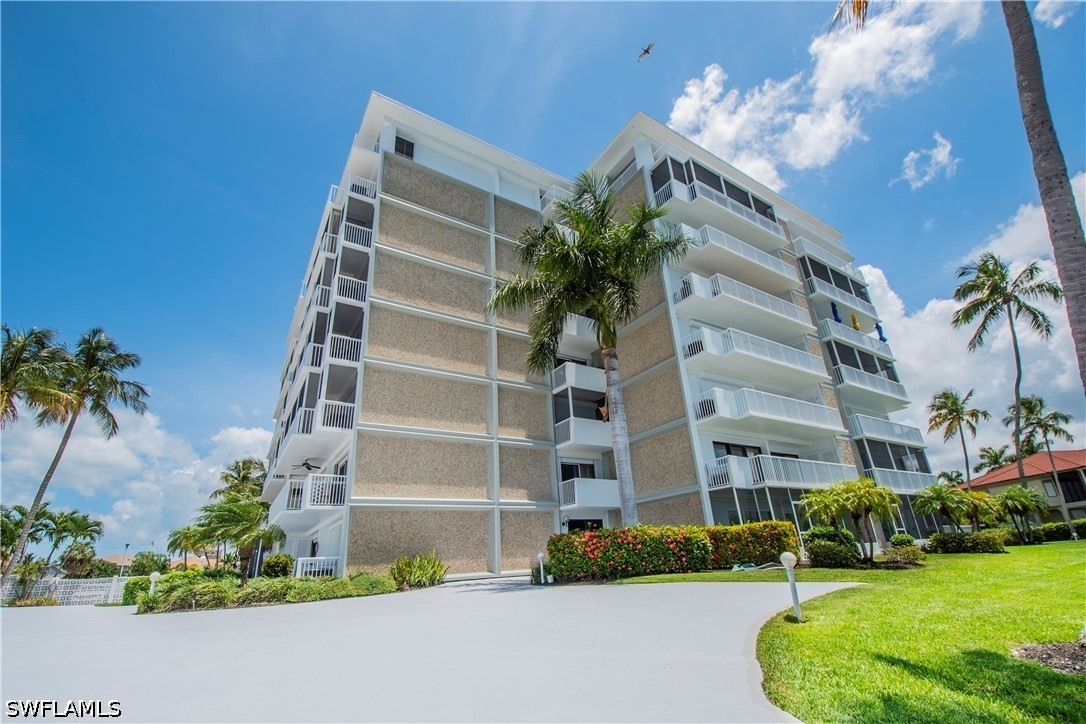 2 Bed Waterfront Home for Sale in Marco Towers, photo 34