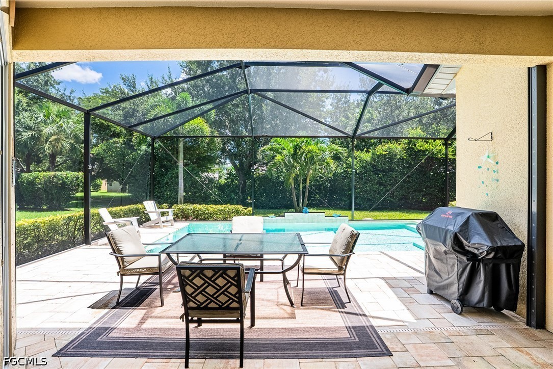 3 Bed Pool Home for Sale in Stoneybrook, photo 34