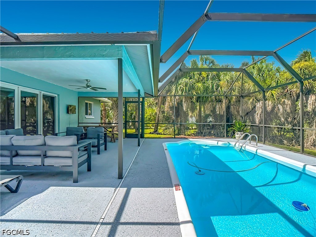 3 Bed Pool Home for Sale in Golden Gate Estates, photo 34