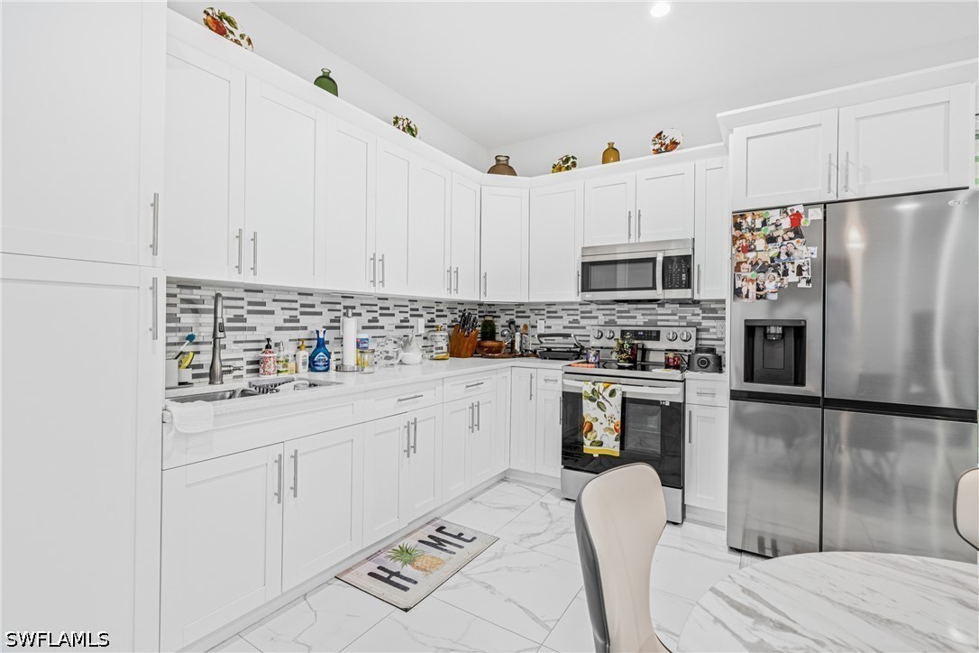 4 Bed SingleFamilyResidence for Sale in Naples, photo 34