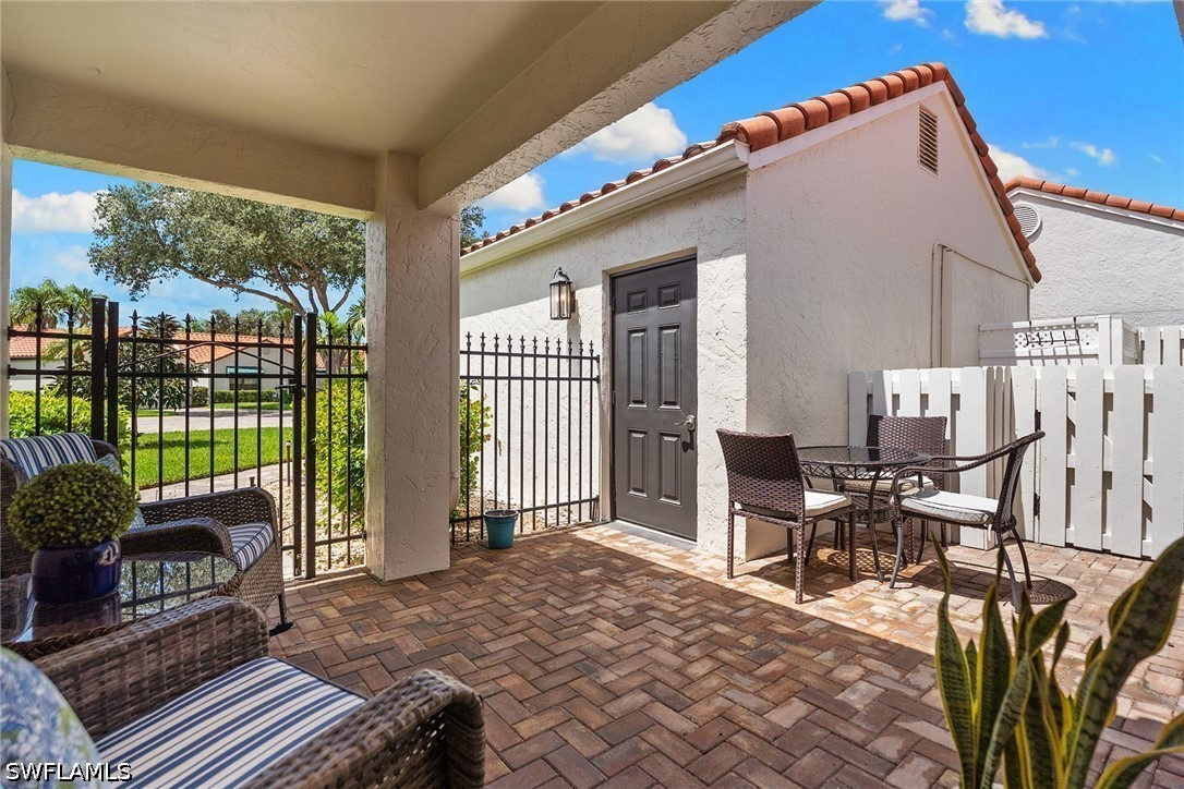3 Bed SingleFamilyResidence for Sale in Naples, photo 34