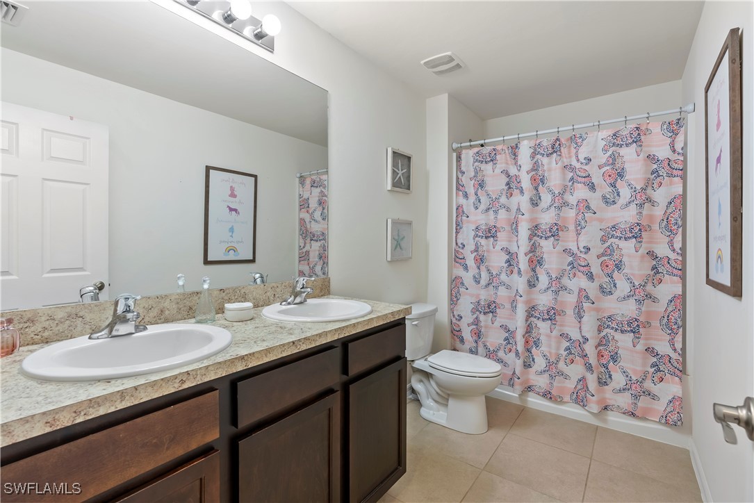 5 Bed Waterfront Home for Sale in Entrada, FL, $399,900 — photo 35
