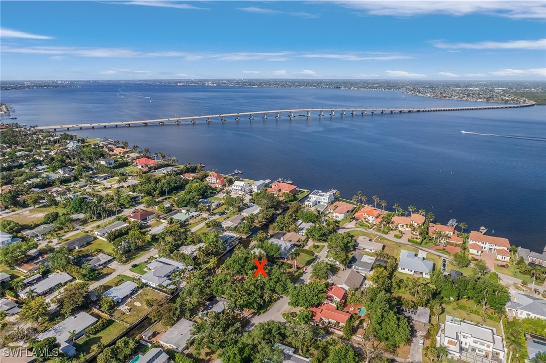 2 Bed Waterfront Home for Sale in Fort Myers, photo 35