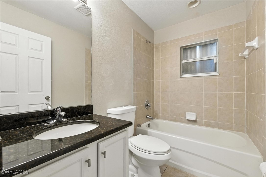 3 Bed SingleFamilyResidence for Sale in Fort Myers, FL — photo 35