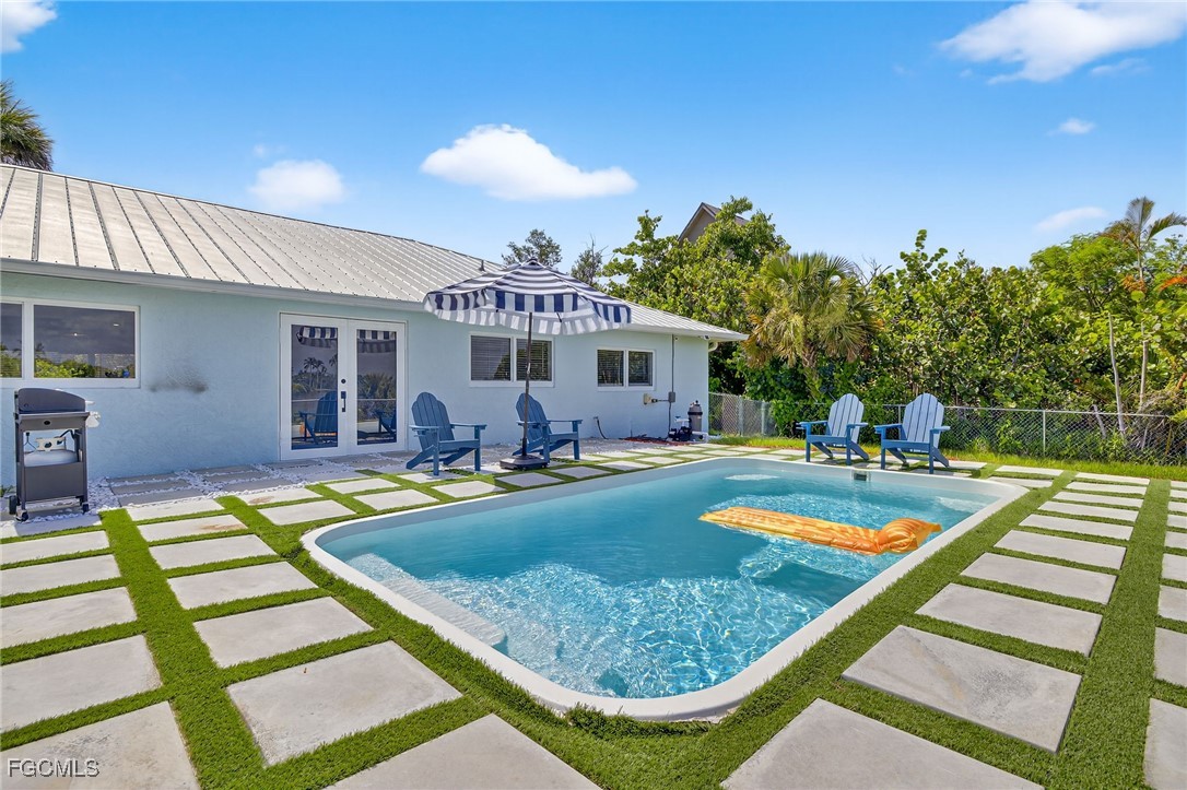 4 Bed Pool Home for Sale in Sanibel, FL, $675,000 — photo 35