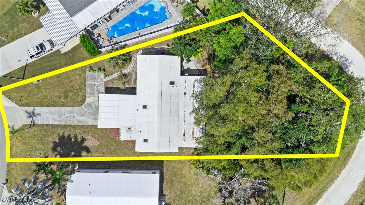 3 Bed ManufacturedHome for Sale in Riverwood, FL, $239,999 — photo 35