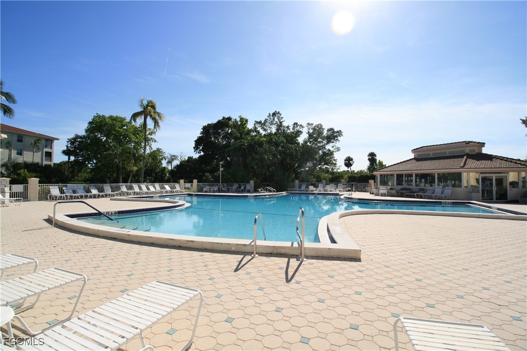 2 Bed Condominium for Sale in Fairway Villas, FL, $190,000 — photo 35