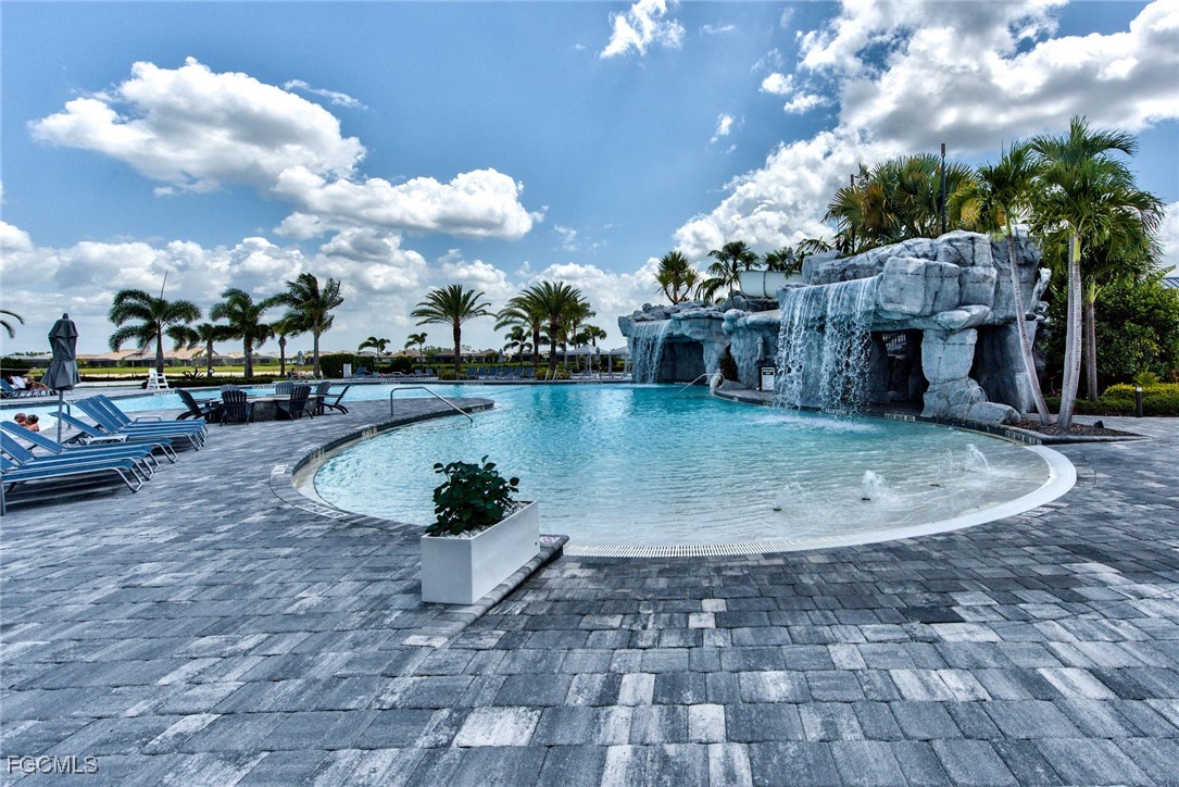 4 Bed SingleFamilyResidence for Sale in Estero, photo 35