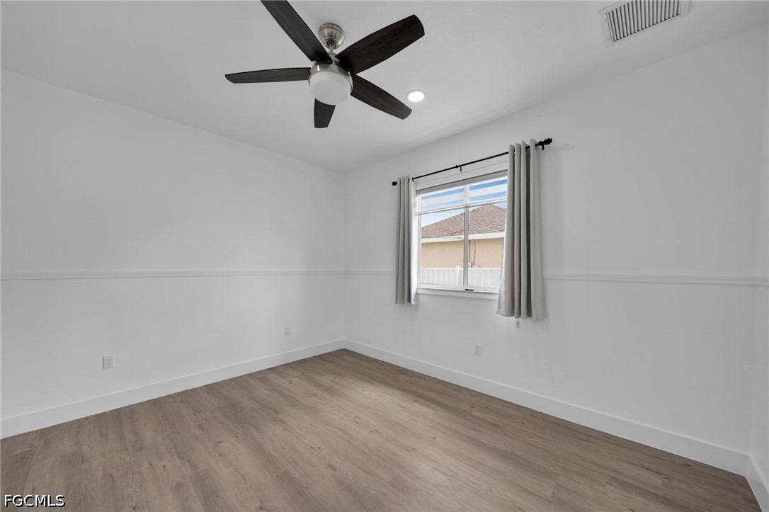 3 Bed SingleFamilyResidence for Sale in Cape Coral, photo 35