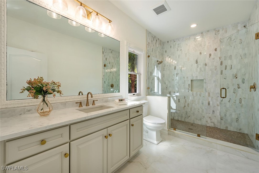 6 Bed Pool Home for Sale in Colliers Reserve, photo 35