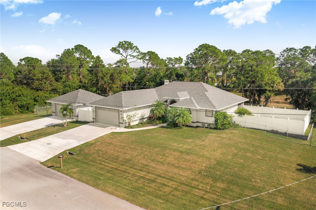 3 Bed SingleFamilyResidence for Sale in Lehigh Acres, FL — photo 35