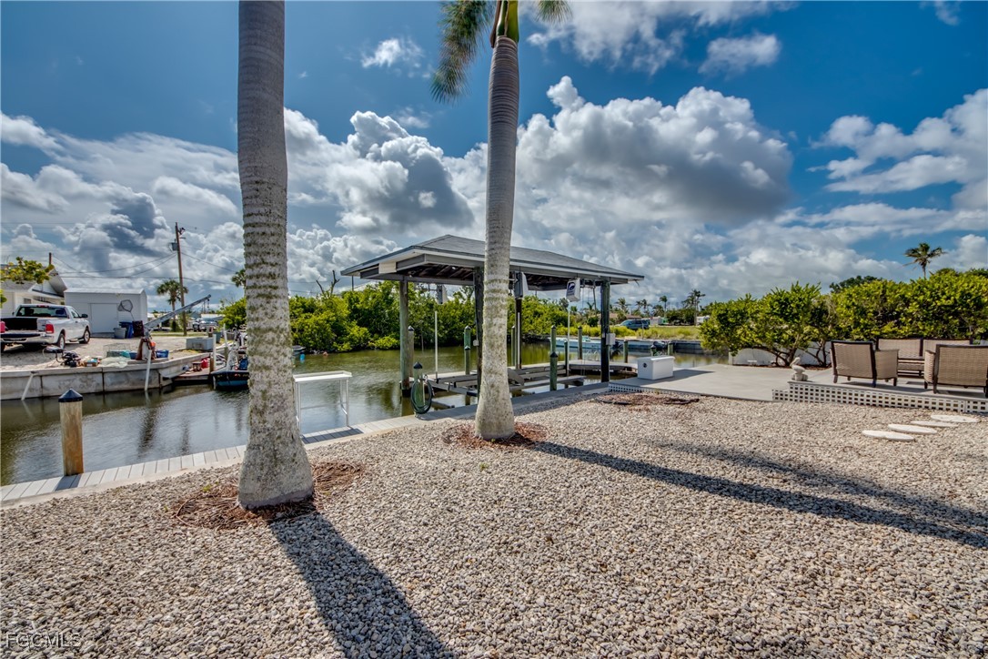 2 Bed Waterfront Home for Sale in Bokeelia, photo 35