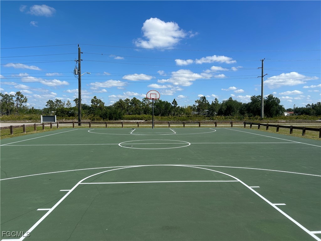 4 Bed SingleFamilyResidence for Sale in Deep Creek, FL — photo 35