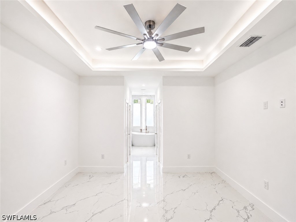 4 Bed SingleFamilyResidence for Sale in Lehigh Acres, photo 35