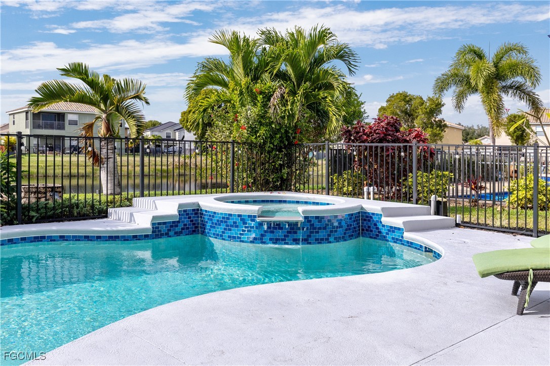 5 Bed Pool Home for Sale in Heatherwood Lakes, photo 35