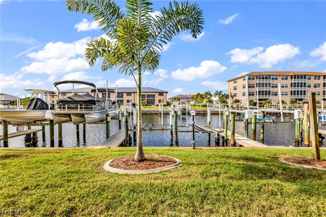 2 Bed Waterfront Home for Sale in Punta Gorda, FL, $275,000 — photo 35