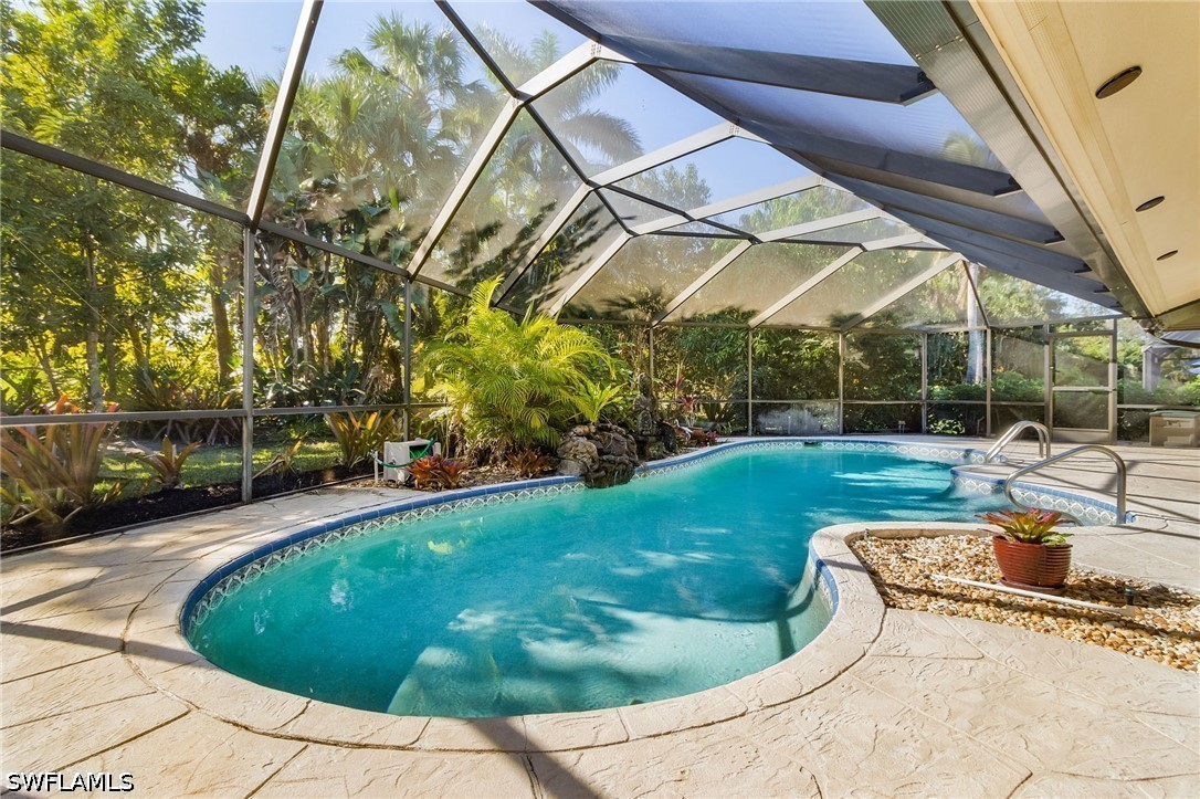 3 Bed Pool Home for Sale in Kings Lake, photo 35