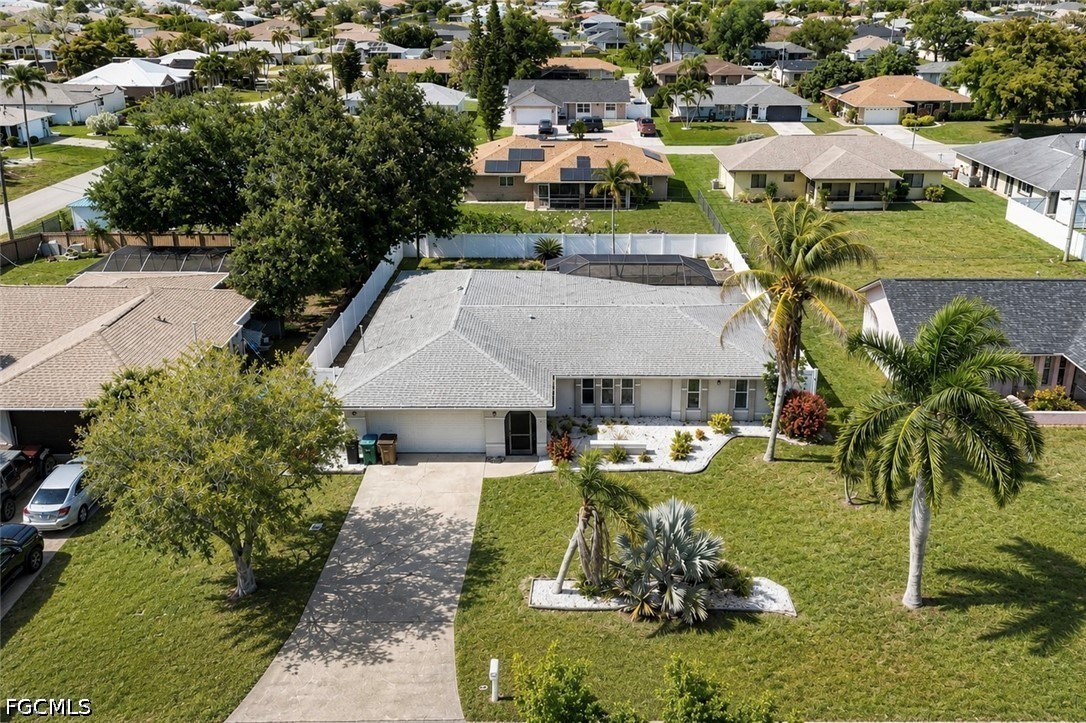 3 Bed Pool Home for Sale in Cape Coral, photo 35