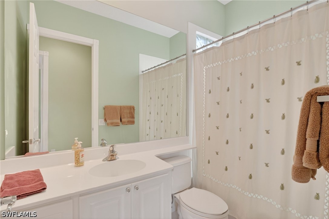 3 Bed Pool Home for Sale in Island Walk, photo 35