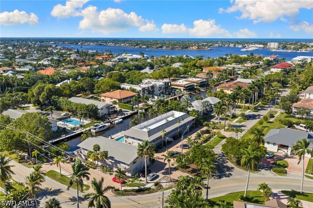 2 Bed Waterfront Home for Sale in Blue Point, photo 35