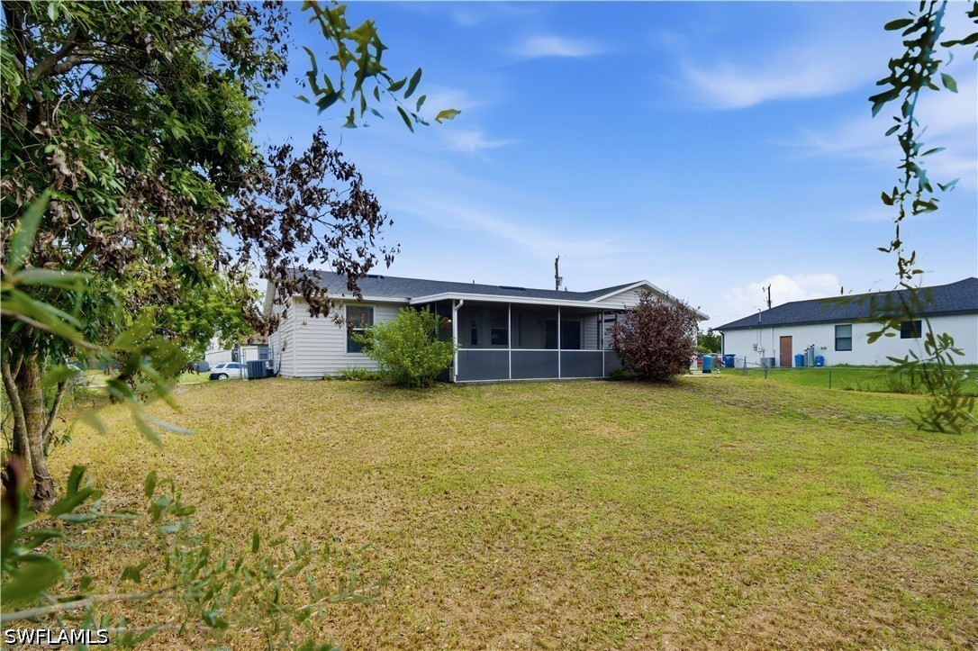 3 Bed SingleFamilyResidence for Sale in Lehigh Acres, photo 35