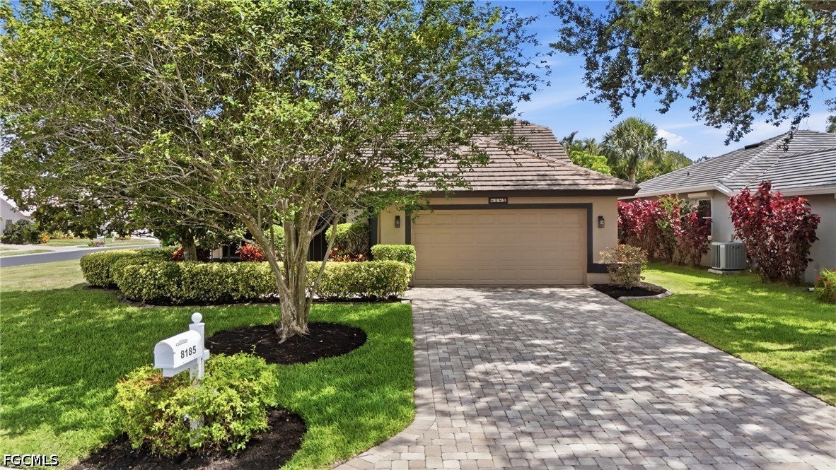 2 Bed Pool Home for Sale in Fort Myers, photo 35