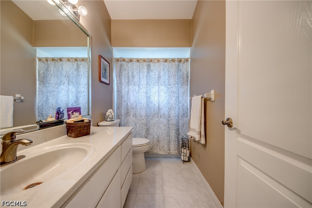 3 Bed SingleFamilyResidence for Sale in Cape Coral, photo 35