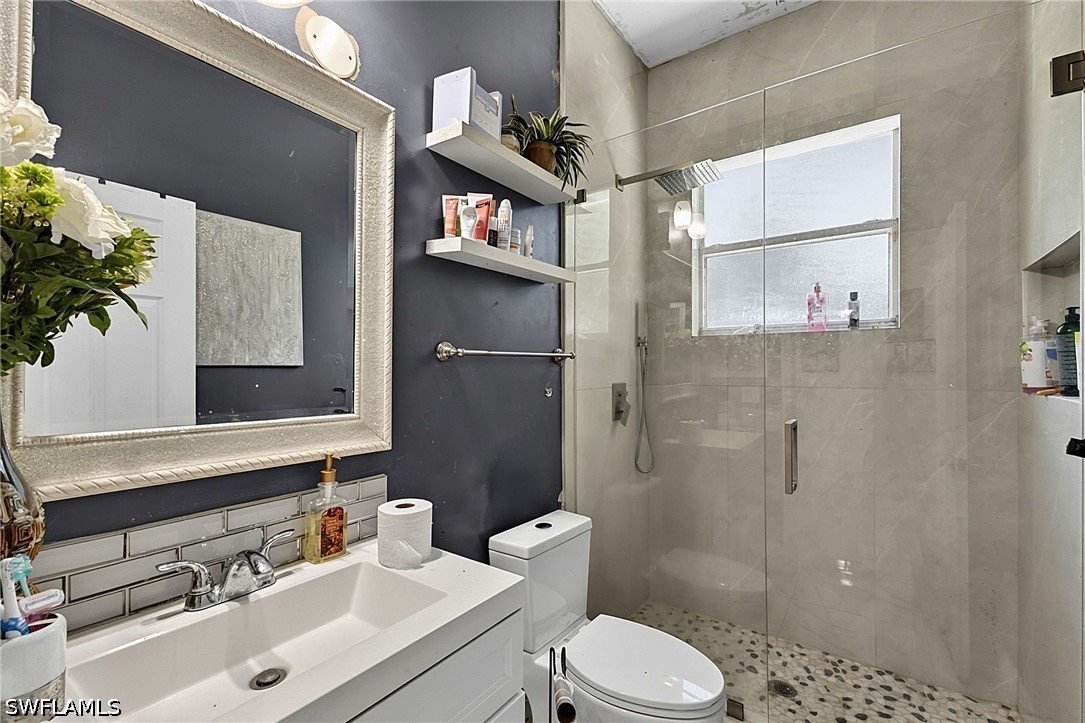 4 Bed SingleFamilyResidence for Sale in Naples, photo 35