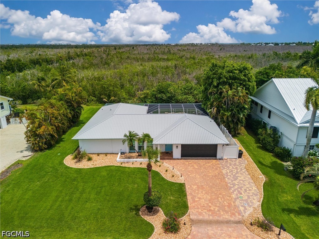 4 Bed Pool Home for Sale in Sanibel, FL, $1,375,000 — photo 35