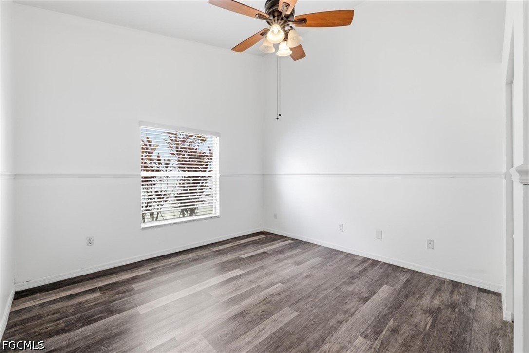 3 Bed SingleFamilyResidence for Sale in Fort Myers, FL — photo 35