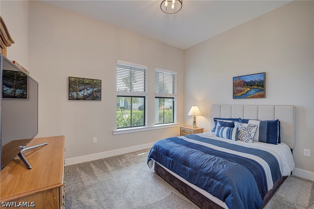 5 Bed SingleFamilyResidence for Sale in Avalon Park, FL — photo 35