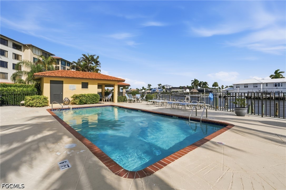 2 Bed Waterfront Home for Sale in Rivers Condo, FL, $320,000 — photo 35
