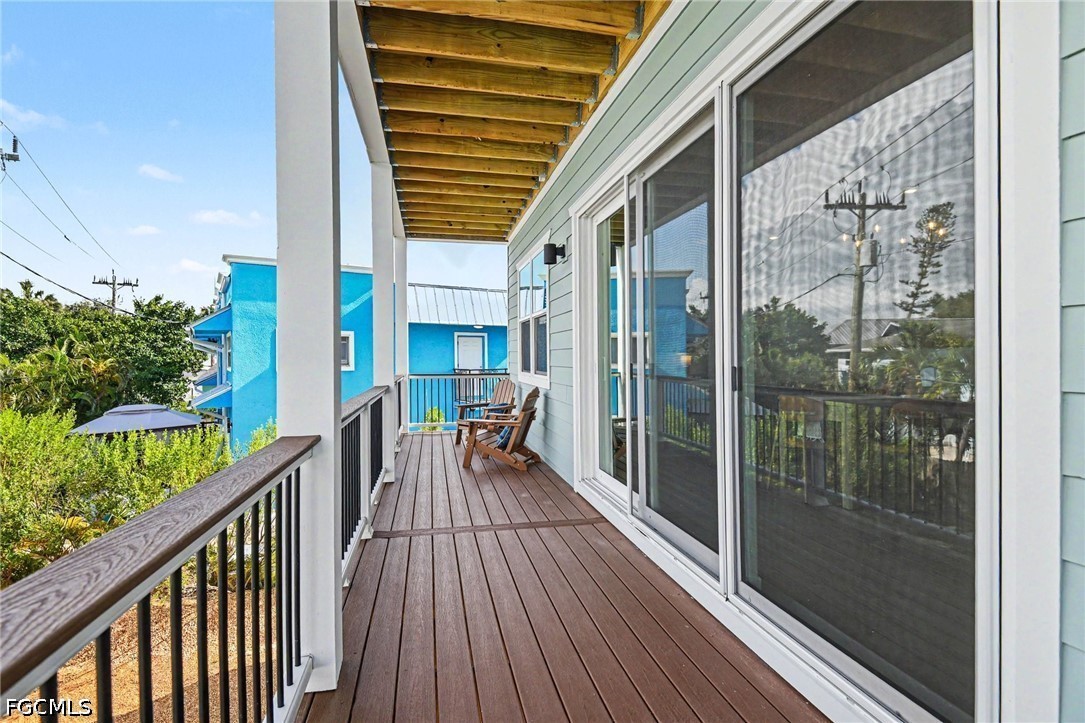 5 Bed SingleFamilyResidence for Sale in El Sol, FL — photo 35