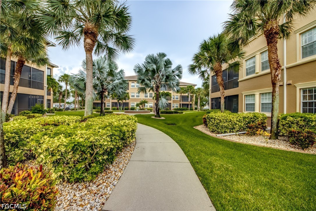 2 Bed Condominium for Sale in Tuscany Court, FL, $250,000 — photo 35