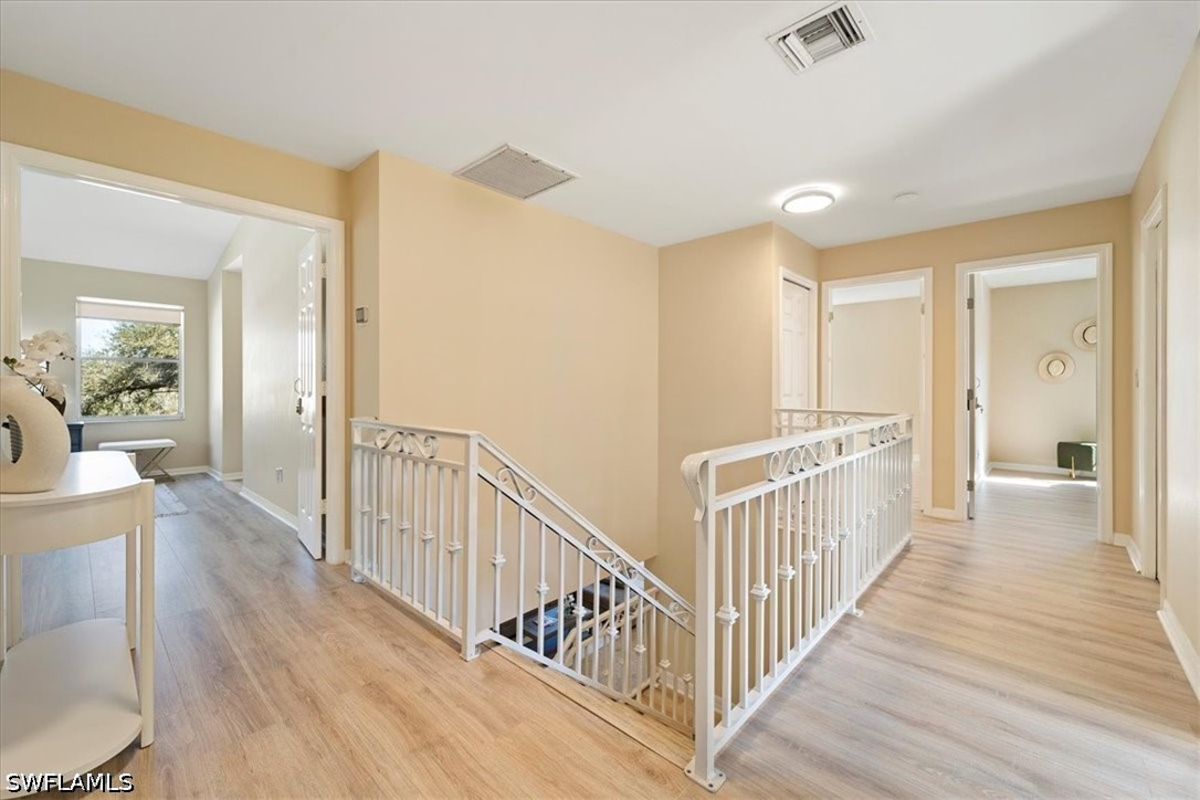4 Bed SingleFamilyResidence for Sale in Eagle Pointe, FL — photo 35