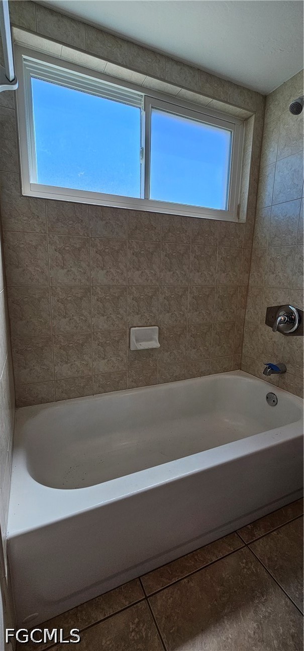 3 Bed Waterfront Home for Sale in Cape Coral, photo 35
