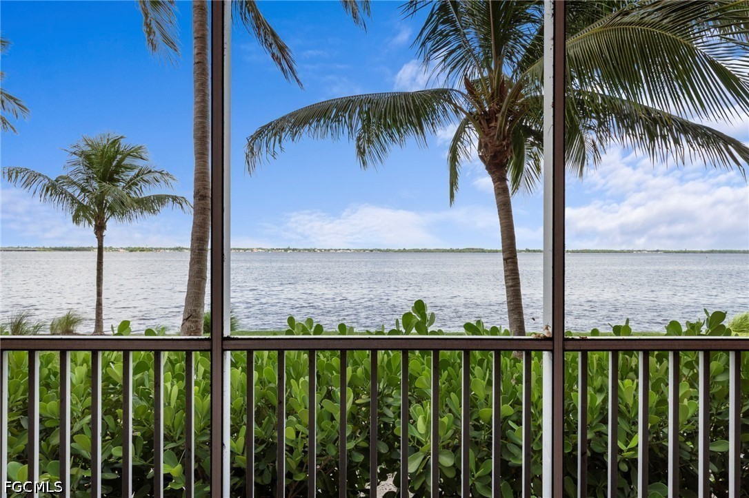 1 Bed Waterfront Home for Sale in St. Tropez, FL, $250,000 — photo 35