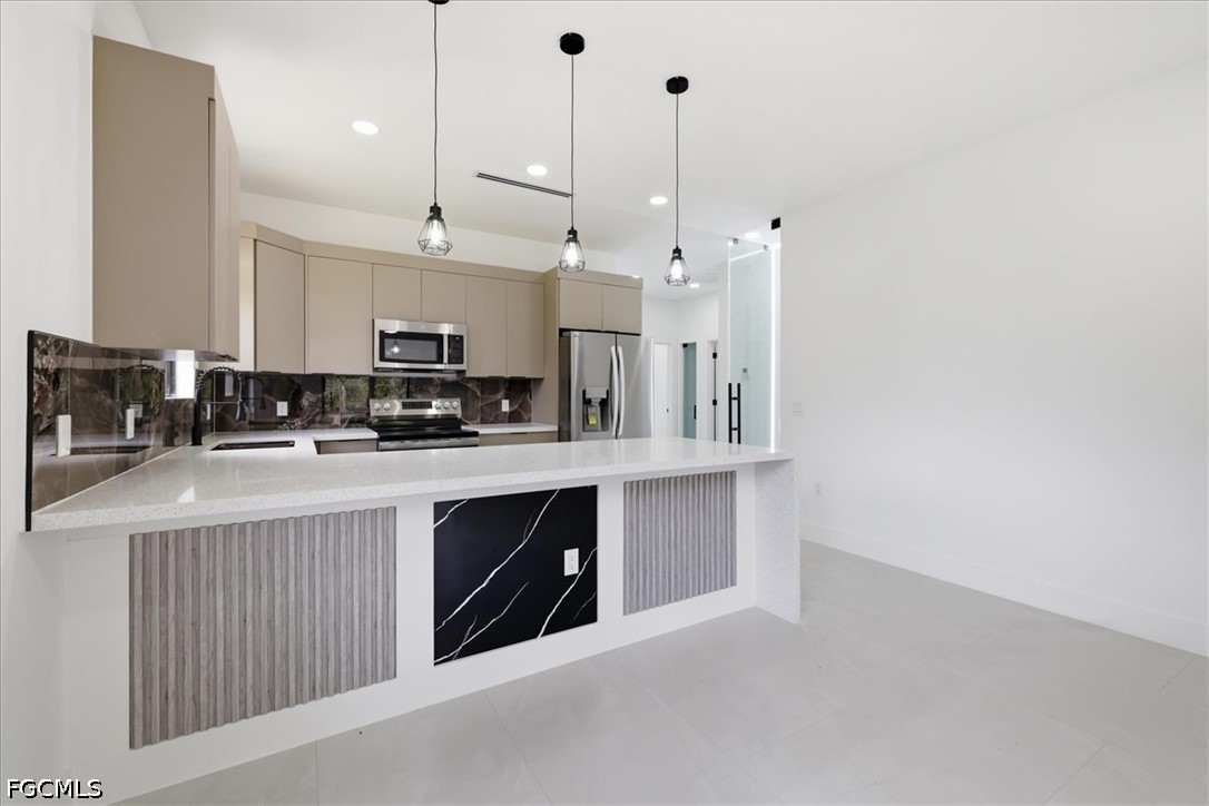 3 Bed SingleFamilyResidence for Sale in Not Applicable, FL — photo 35