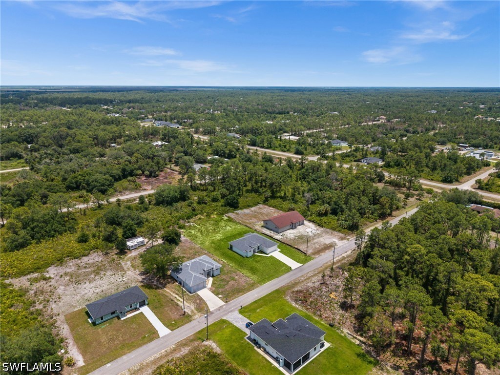 3 Bed SingleFamilyResidence for Sale in Lehigh Acres, photo 35