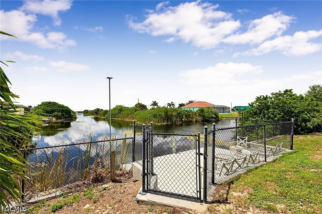 3 Bed Pool Home for Sale in Cape Coral, photo 35