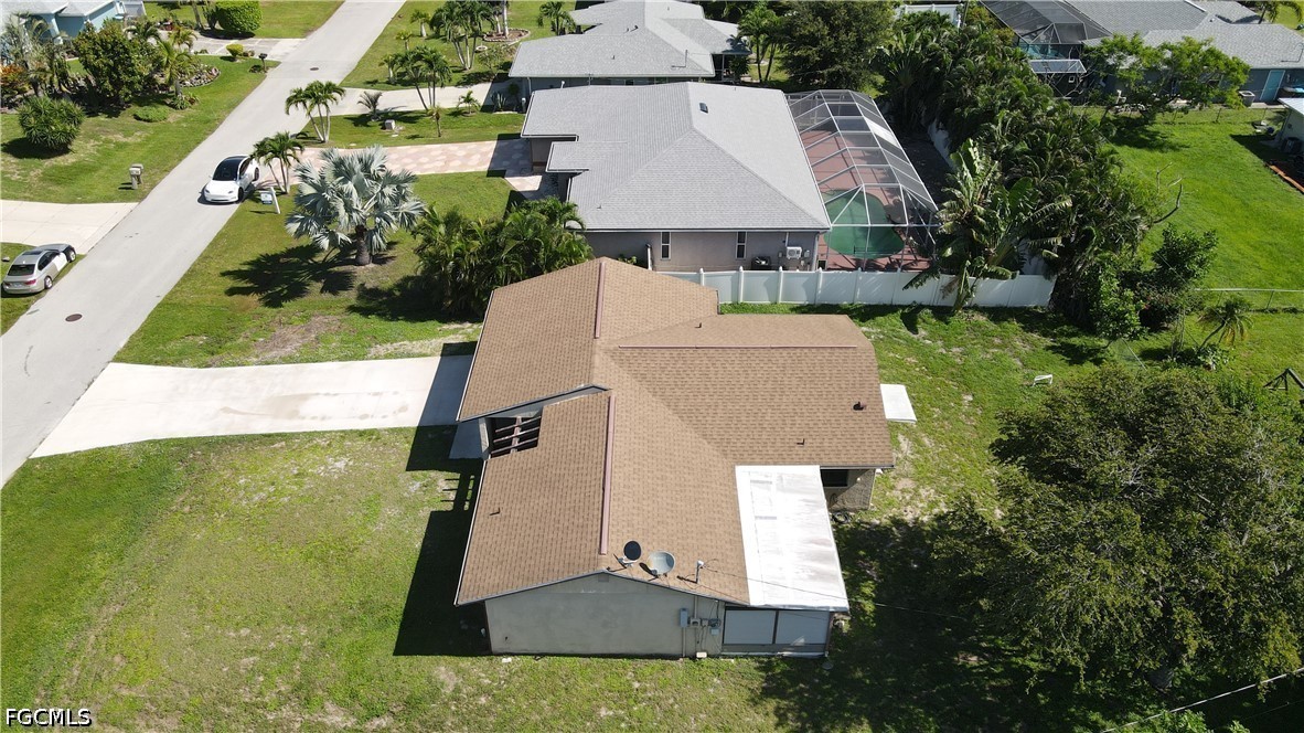 2 Bed SingleFamilyResidence for Sale in Cape Coral, photo 35