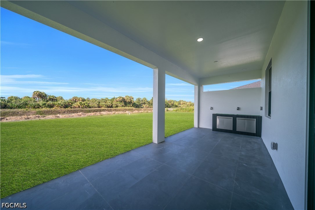 3 Bed Waterfront Home for Sale in Lehigh Acres, photo 35